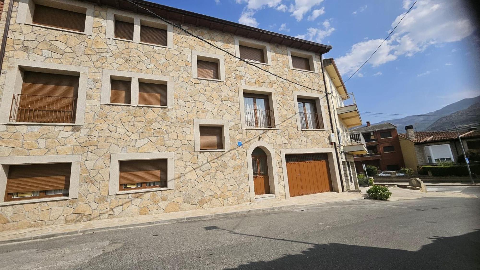 Casa Rural La Nava นาวาลูเอ็นกา ภายนอก รูปภาพ